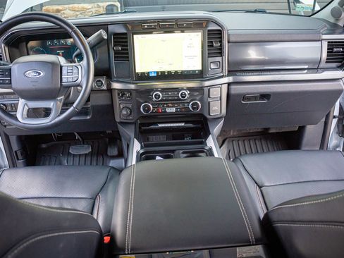 Used 2024 Ford F250 Lariat AWD/4WD image 30