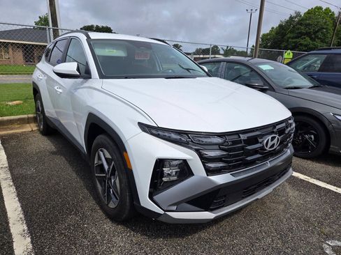 Certified 2025 Hyundai Tucson SEL FWD image 1