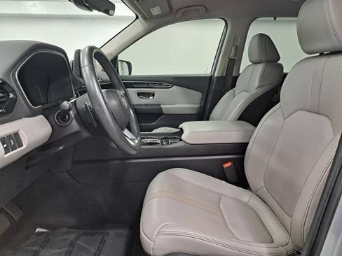 Certified 2024 Honda Pilot EX-L image 18