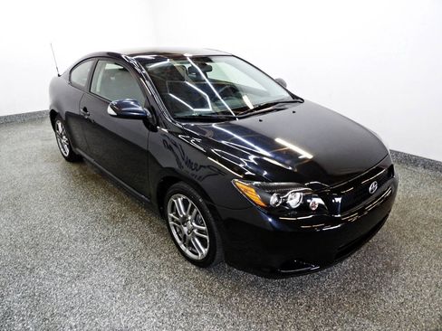 Used 2010 Scion tC FWD image 3