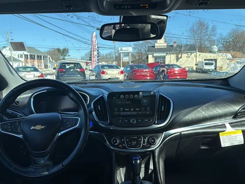 Used 2018 Chevrolet Volt Premier w/ Driver Confidence Package FWD image 22