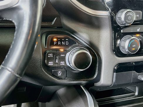Used 2022 RAM 1500 Big Horn AWD/4WD image 17