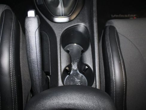 Used 2021 Hyundai Veloster N image 31