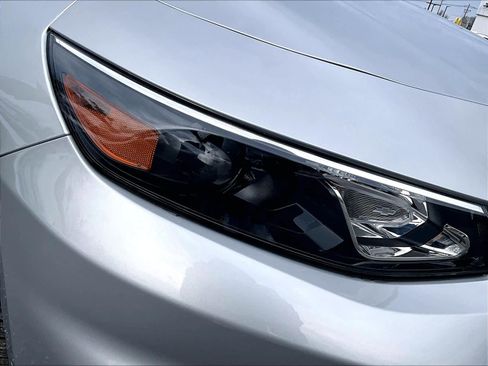 Used 2016 Chevrolet Malibu LT image 31