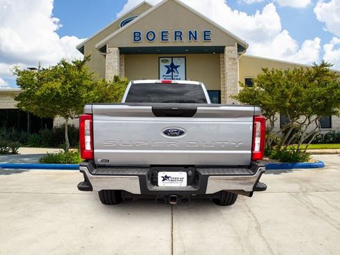 Used 2024 Ford F250 XLT w/ FX4 Off-Road Package image 4