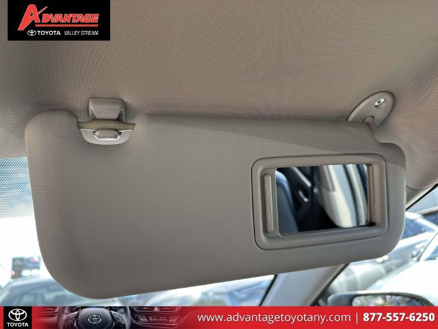 Used 2017 Toyota Corolla SE w/ Carpet Mat Package (TMS) FWD image 36