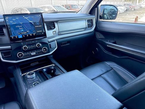 Used 2022 Ford Expedition Max XLT AWD/4WD image 26