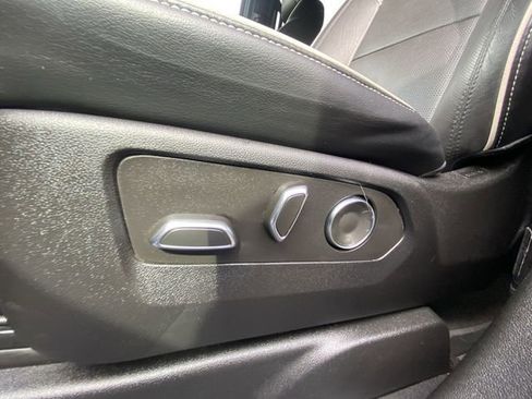 Used 2023 Cadillac Escalade Sport AWD/4WD image 12