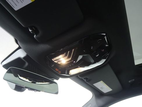 New 2026 BMW 530i image 21