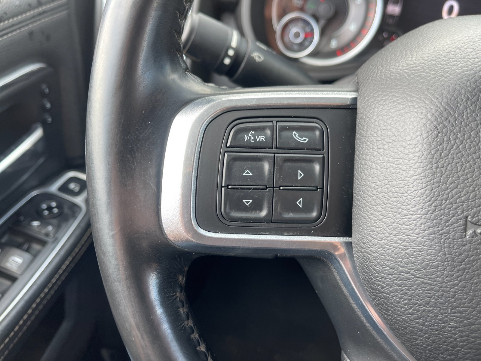 Used 2020 RAM 2500 Laramie AWD/4WD image 27