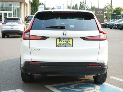 Used 2024 Honda CR-V EX-L image 4