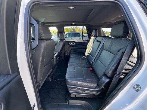 Used 2023 Chevrolet Tahoe RST AWD/4WD image 3