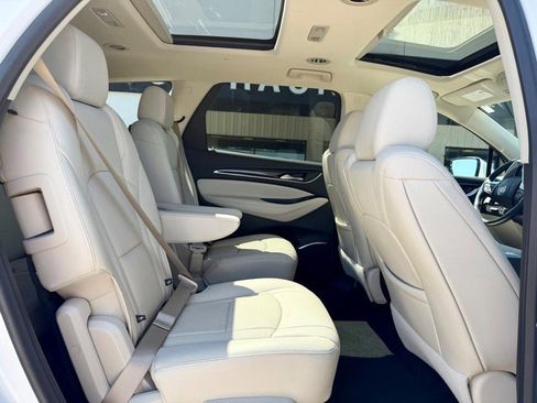 Used 2022 Buick Enclave Premium w/ Experience Buick Package AWD/4WD image 14