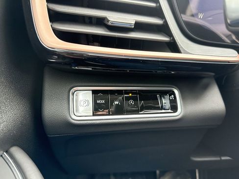 New 2026 Buick Envision Sport Touring AWD/4WD image 17