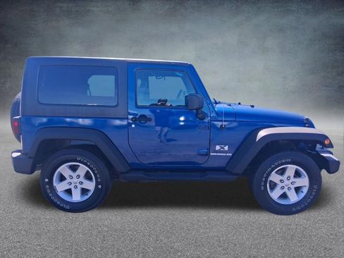 Used 2009 Jeep Wrangler X AWD/4WD image 9