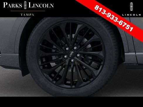 New 2026 Lincoln Corsair Reserve w/ Jet Appearance Package image 19