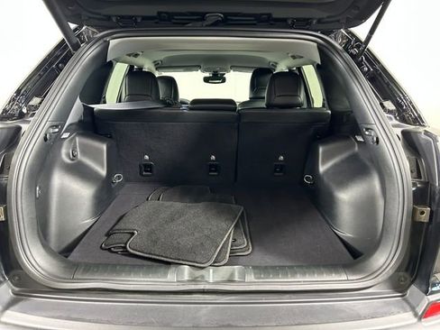 Used 2023 Jeep Cherokee Altitude Lux image 27