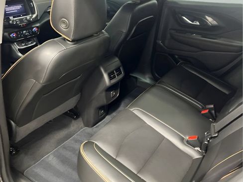 Used 2022 GMC Terrain AT4 w/ Infotainment Package II AWD/4WD image 9