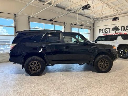 Used 2016 Toyota 4Runner 4WD image 8