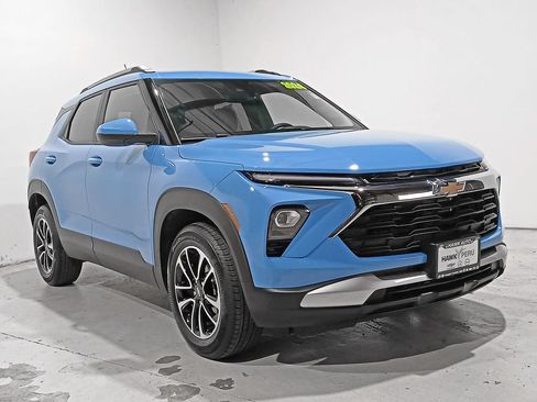 Used 2024 Chevrolet TrailBlazer LT w/ Convenience Package FWD image 33