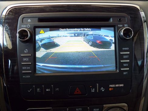 Used 2017 Buick Enclave Premium w/ Experience Buick Package AWD/4WD image 16
