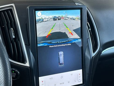 Certified 2022 Ford Edge ST-Line image 19