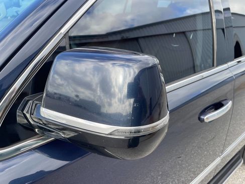 Used 2020 Cadillac Escalade Luxury image 20