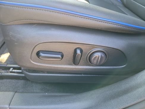 Used 2025 Buick Envista Sport Touring w/ Convenience I Package FWD image 14