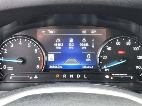 Certified 2022 Ford Explorer XLT w/ Equipment Group 202A image 32