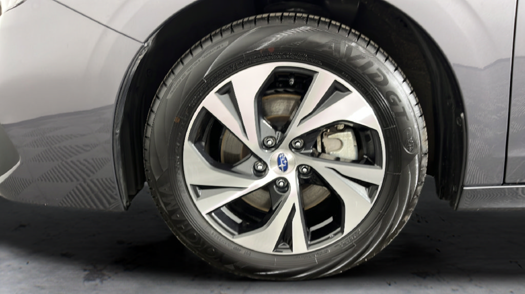 Used 2025 Subaru Legacy Premium AWD/4WD image 43