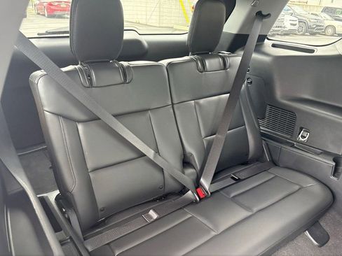 Used 2024 Ford Explorer XLT w/ Equipment Group 202A AWD/4WD image 13
