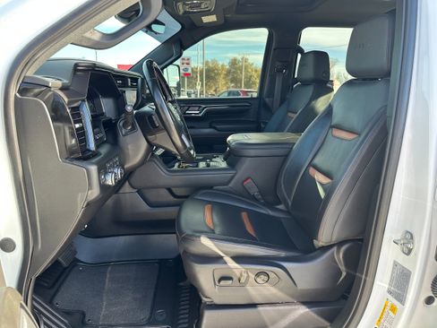 Used 2024 GMC Sierra 2500 AT4 w/ AT4 Premium Plus Package image 11