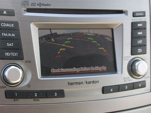 Used 2014 Subaru Outback 2.5i Limited image 12