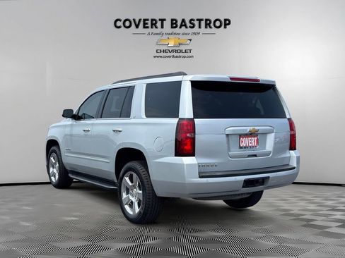 Used 2019 Chevrolet Tahoe LT w/ Luxury Package RWD image 4