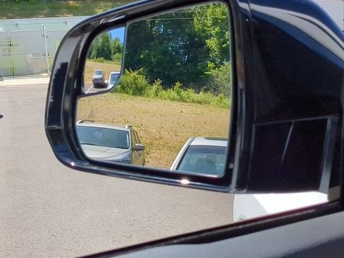 New 2024 Jeep Wagoneer L 4WD w/ Convenience Group I image 10