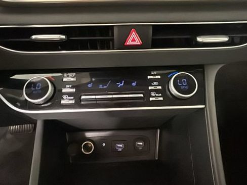 Used 2023 Hyundai Sonata SEL FWD image 23