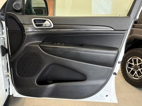 Used 2020 Jeep Grand Cherokee Limited AWD/4WD image 51