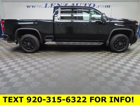 Used 2024 Chevrolet Silverado 2500 LTZ w/ LTZ Plus Package image 2