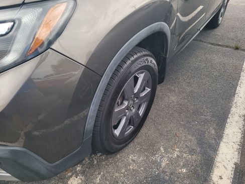 Used 2020 Honda Ridgeline RTL-E image 2