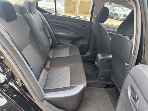 Used 2025 Nissan Versa SV FWD image 23