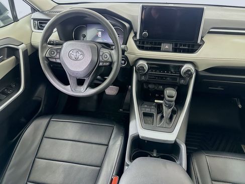 Used 2024 Toyota RAV4 XLE w/ Convenience Package image 16