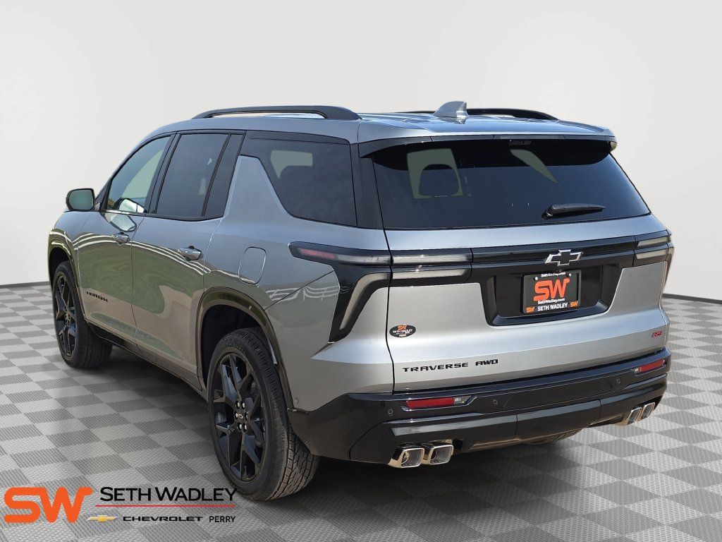 New 2026 Chevrolet Traverse RS w/ LPO, Floor Liner Package AWD/4WD image 5