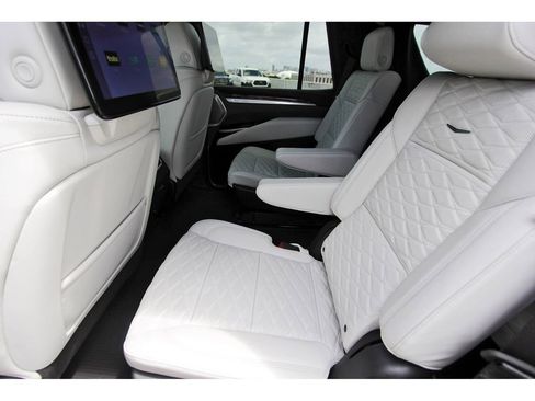 New 2026 Cadillac Escalade Platinum Sport w/ LPO, ONYX Package AWD/4WD image 7