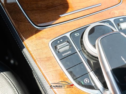 Used 2019 Mercedes-Benz E 300 4MATIC image 37