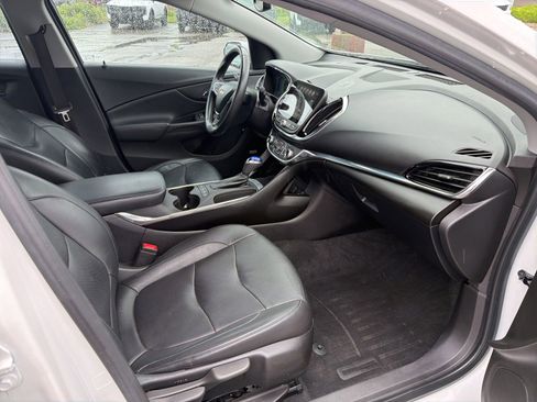 Used 2018 Chevrolet Volt Premier w/ Driver Confidence Package FWD image 20