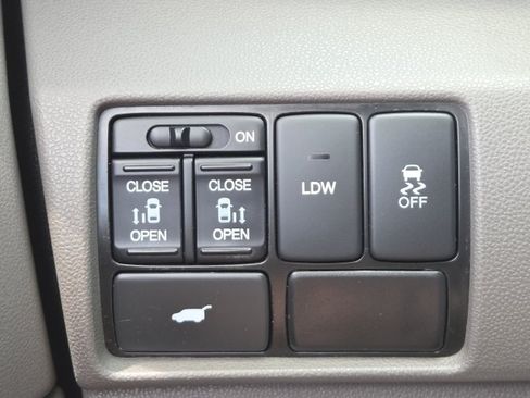 Used 2014 Honda Odyssey EX-L image 22