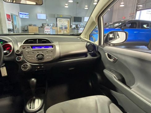 Used 2013 Honda Fit image 25