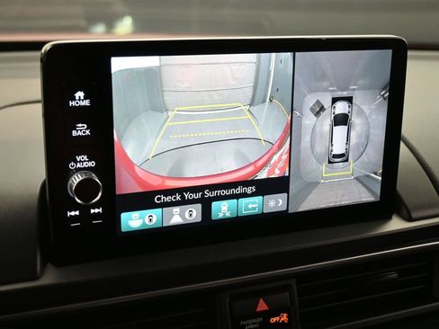 Used 2023 Honda Pilot Elite image 13