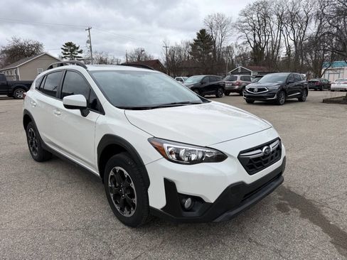 Used 2023 Subaru Crosstrek 2.0i Premium image 7