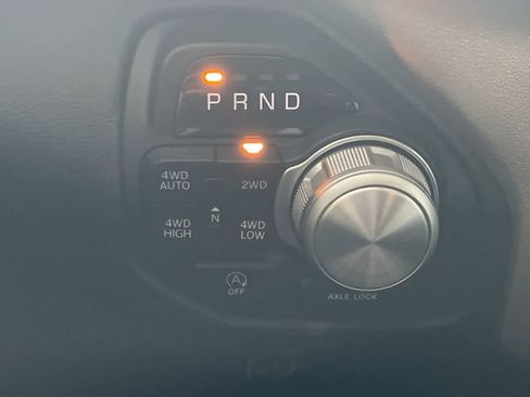 Used 2019 RAM 1500 Laramie image 20